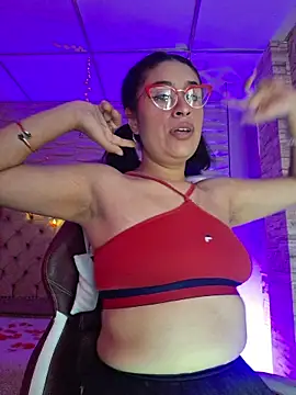 Roxanne Han online show from February 11, 11:59 am