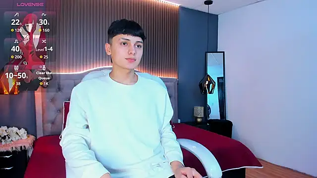 Snapshot of Maxii18_ chatting on October 30, 7:14 pm Maxii18 online show from October 30, 7:14 pm