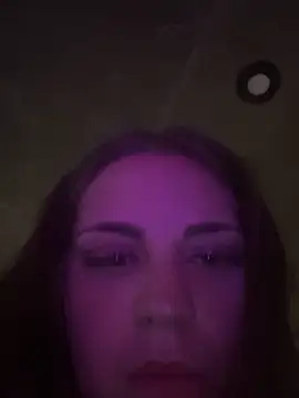 Snapshot of elliepixie chatting on November 18, 5:23 am elliepixie online show from November 18, 5:23 am