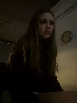 Snapshot of elliepixie chatting on January 6, 6:06 am elliepixie online show from January 6, 6:06 am