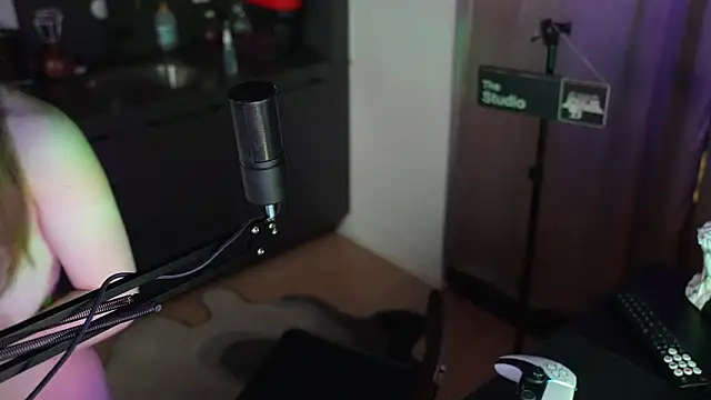 Snapshot of elliepixie chatting on January 16, 10:41 am elliepixie online show from January 16, 10:41 am