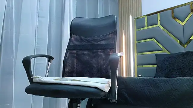 Neytanmalcon online show from January 14, 7:30 pm