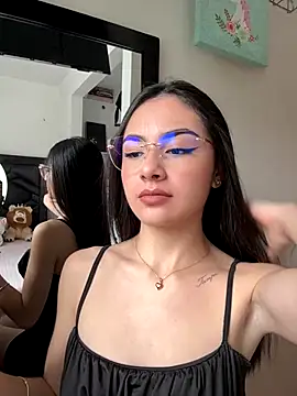 Snapshot of IslaCole chatting on October 25, 6:46 pm IslaCole online show from October 25, 6:46 pm