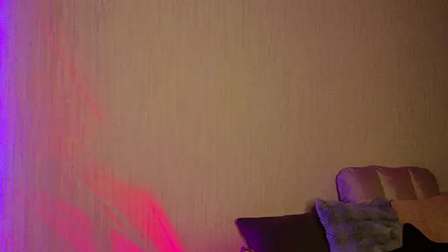 Snapshot of Kess-Edison chatting on December 15, 6:56 pm Kess-Edison online show from December 15, 6:56 pm