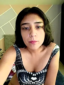 Snapshot of Nahomievans233 chatting on October 24, 12:56 pm Nahomievans233 online show from October 24, 12:56 pm