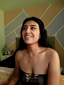 Snapshot of Nahomievans233 chatting on October 28, 12:41 pm Nahomievans233 online show from October 28, 12:41 pm