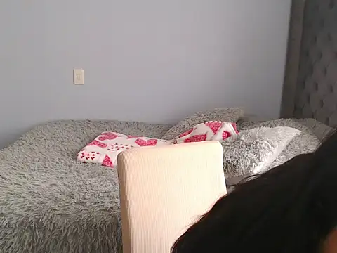 Snapshot of cute8smile chatting on November 29, 4:10 pm cute8smile online show from November 29, 4:10 pm