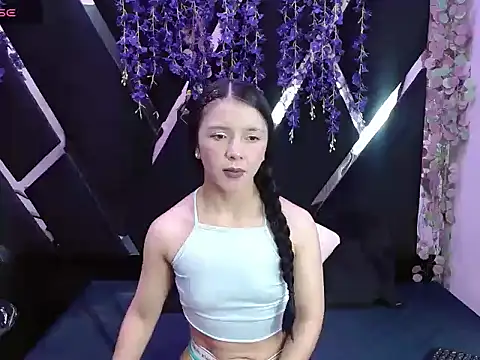 Snapshot of JulietaDiamond chatting on December 2, 7:31 pm JulietaDiamond online show from December 2, 7:31 pm