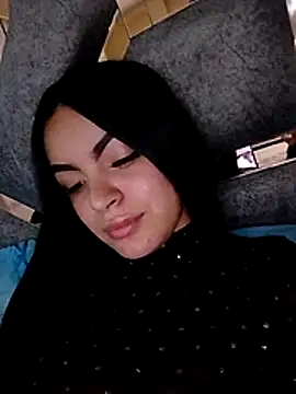 Snapshot of Nuvi_jonhs chatting on November 5, 10:43 pm Nuvi jonhs online show from November 5, 10:43 pm