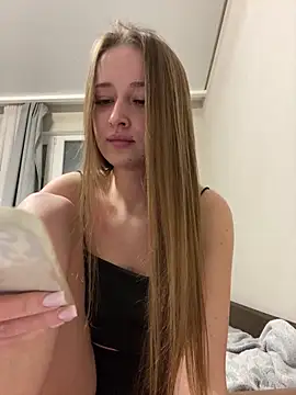 Angel hotyy online show from November 29, 10:13 pm