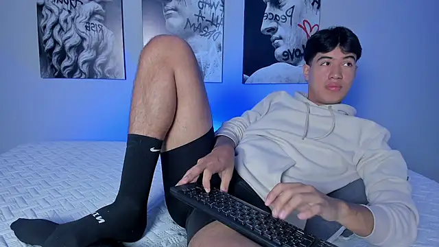 Snapshot of PabloCast_ chatting on November 26, 11:55 am PabloCast online show from November 26, 11:55 am