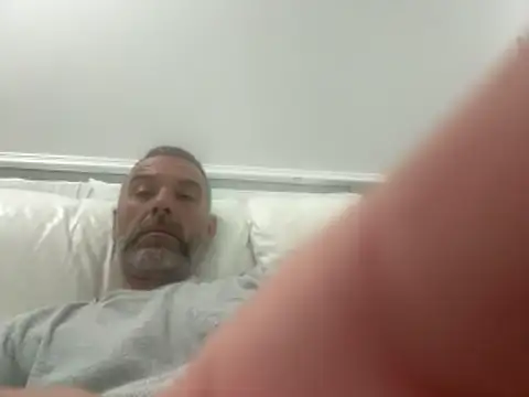 Snapshot of plymouthlad82 chatting on November 30, 11:31 pm plymouthlad82 online show from November 30, 11:31 pm