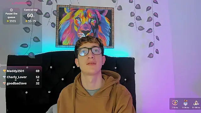 Snapshot of Erick_Taylor3 chatting on October 25, 6:02 pm Erick Taylor3 online show from October 25, 6:02 pm