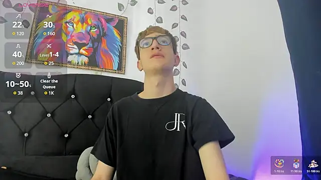 Snapshot of Erick_Taylor3 chatting on November 8, 6:07 pm Erick Taylor3 online show from November 8, 6:07 pm