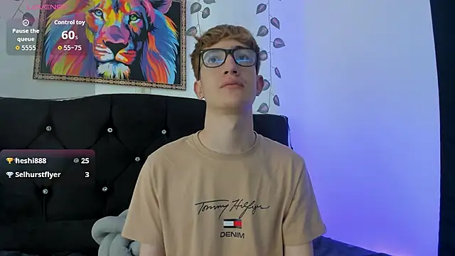 Snapshot of Erick_Taylor3 chatting on November 10, 6:07 pm Erick Taylor3 online show from November 10, 6:07 pm