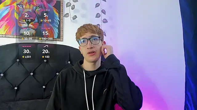 Snapshot of Erick_Taylor3 chatting on November 14, 6:06 pm Erick Taylor3 online show from November 14, 6:06 pm