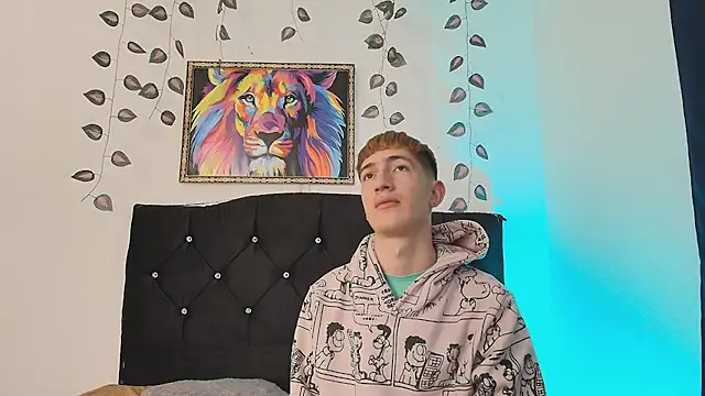 Snapshot of Erick_Taylor3 chatting on December 2, 5:41 pm Erick Taylor3 online show from December 2, 5:41 pm