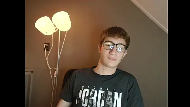 Erick Taylor3 online show from January 9, 8:10 pm