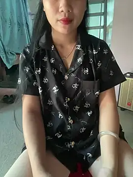 Snapshot of Minaeruei chatting on August 10, 12:26 am Minaeruei online show from August 10, 12:26 am