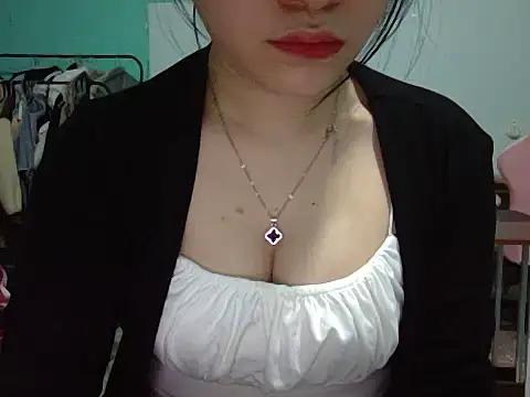 Snapshot of May2k2 chatting on November 2, 1:41 am May2k2 online show from November 2, 1:41 am