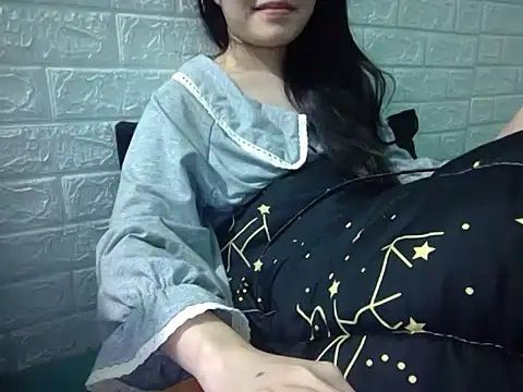 Snapshot of May2k2 chatting on November 23, 3:34 pm May2k2 online show from November 23, 3:34 pm