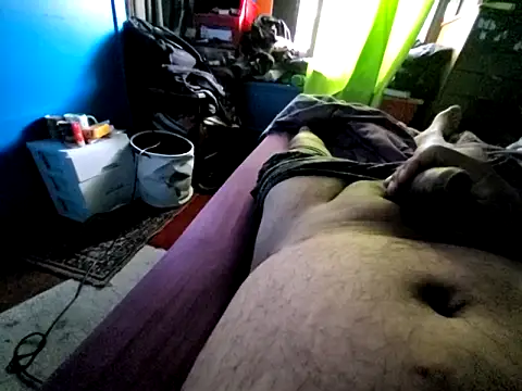 Snapshot of mbrc35 chatting on December 18, 3:51 pm mbrc35 online show from December 18, 3:51 pm