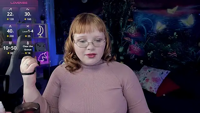 LottieReed online show from November 30, 9:13 am