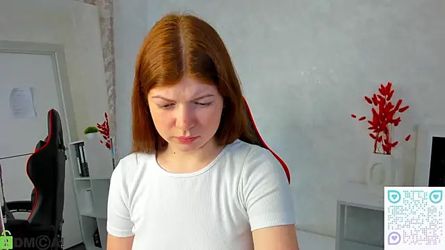 Snapshot of Nika_Jonson chatting on December 14, 1:11 am Nika Jonson online show from December 14, 1:11 am