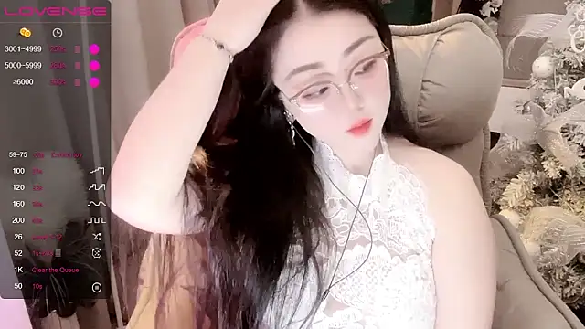 Snapshot of Monica-666888- chatting on March 11, 5:08 pm Monica-666888- online show from March 11, 5:08 pm