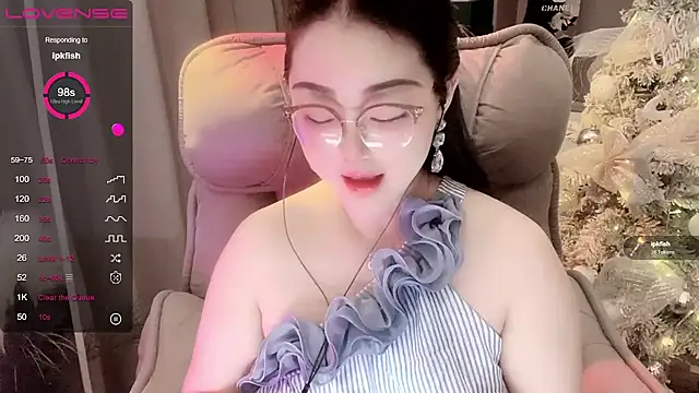 Snapshot of Monica-666888- chatting on April 7, 8:31 pm Monica-666888- online show from April 7, 8:31 pm