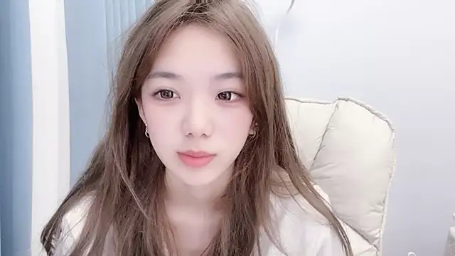 Snapshot of babyting-888- chatting on November 1, 9:11 am babyting-888- online show from November 1, 9:11 am