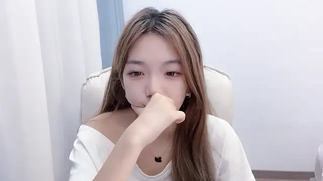 Snapshot of babyting-888- chatting on November 28, 1:25 pm babyting-888- online show from November 28, 1:25 pm