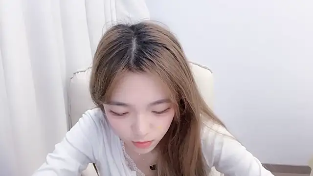 Snapshot of babyting-888- chatting on December 4, 1:42 pm babyting-888- online show from December 4, 1:42 pm