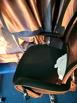 Cherry Le02 online show from April 28, 8:41 am