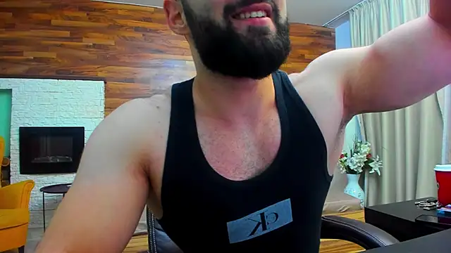 Snapshot of MicahLane chatting on December 15, 5:55 am MicahLane online show from December 15, 5:55 am