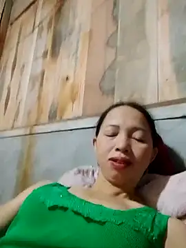 Snapshot of TRIEUTRIEU20 chatting on November 4, 2:10 am TRIEUTRIEU20 online show from November 4, 2:10 am