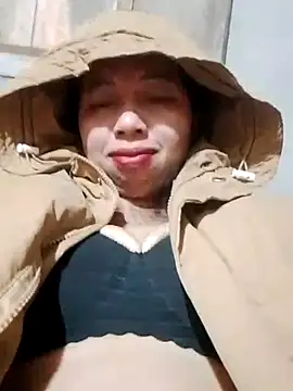 Snapshot of TRIEUTRIEU20 chatting on November 28, 1:14 pm TRIEUTRIEU20 online show from November 28, 1:14 pm