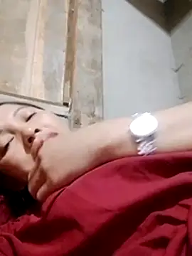 Snapshot of TRIEUTRIEU20 chatting on December 2, 12:43 pm TRIEUTRIEU20 online show from December 2, 12:43 pm