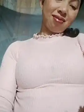 TRIEUTRIEU20 online show from April 1, 1:34 pm