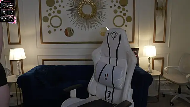 Snapshot of Lila_Anderson chatting on November 18, 11:14 am Lila Anderson online show from November 18, 11:14 am