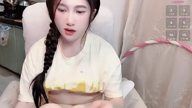 Snapshot of anna-888- chatting on November 5, 5:35 pm anna-888- online show from November 5, 5:35 pm