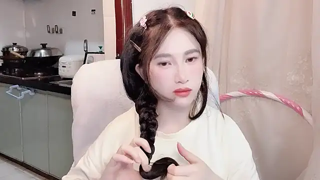 Snapshot of anna-888- chatting on November 8, 3:56 pm anna-888- online show from November 8, 3:56 pm