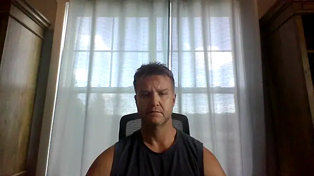 Snapshot of 45andfit1 chatting on November 17, 2:12 pm 45andfit1 online show from November 17, 2:12 pm