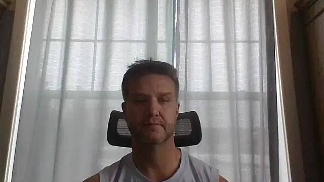 Snapshot of 45andfit1 chatting on December 5, 2:25 pm 45andfit1 online show from December 5, 2:25 pm