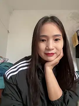 Snapshot of Pig_pig11 chatting on November 2, 3:42 am Pig pig11 online show from November 2, 3:42 am