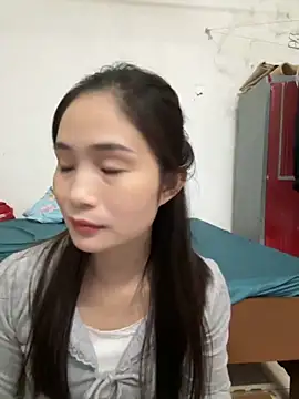 Snapshot of Pig_pig11 chatting on November 18, 9:36 am Pig pig11 online show from November 18, 9:36 am