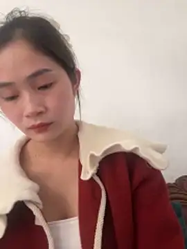 Snapshot of Pig_pig11 chatting on November 22, 7:18 am Pig pig11 online show from November 22, 7:18 am