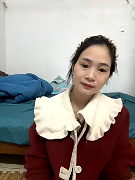 Snapshot of Pig_pig11 chatting on November 22, 7:24 pm Pig pig11 online show from November 22, 7:24 pm
