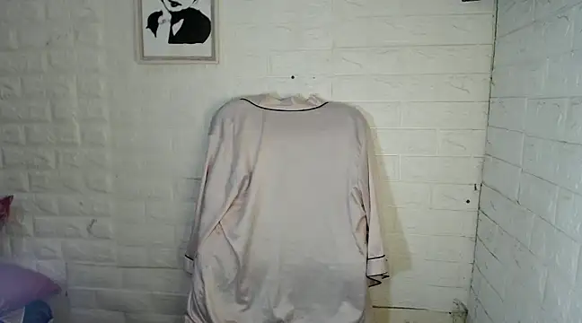 Snapshot of EmpressArci chatting on February 3, 8:02 am EmpressArci online show from February 3, 8:02 am