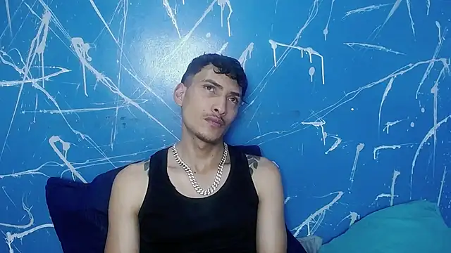 Snapshot of SavageLover_ chatting on December 5, 3:59 am SavageLover online show from December 5, 3:59 am